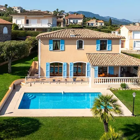 Provencale Avec Piscine Et Vue ! Villa *