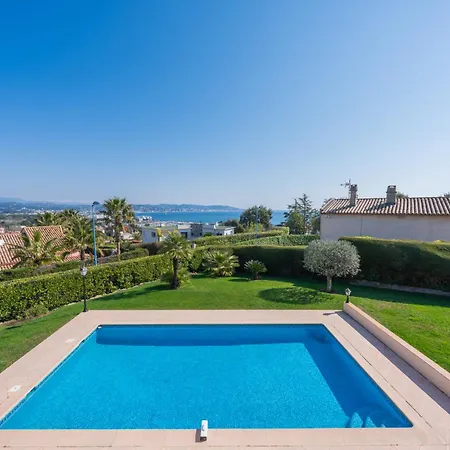 Villa Provencale Avec Piscine Et Vue ! Mandelieu