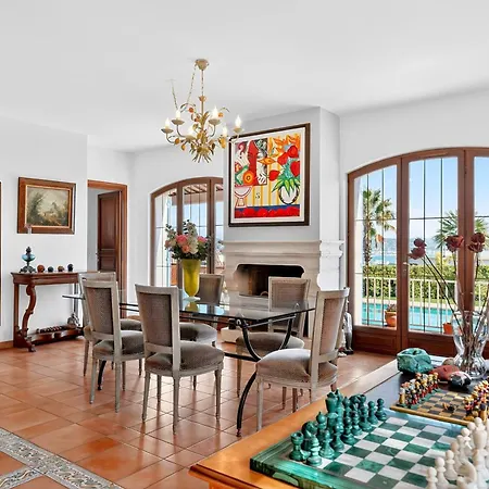 Provencale Avec Piscine Et Vue ! *