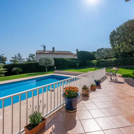 Provencale Avec Piscine Et Vue ! Villa *